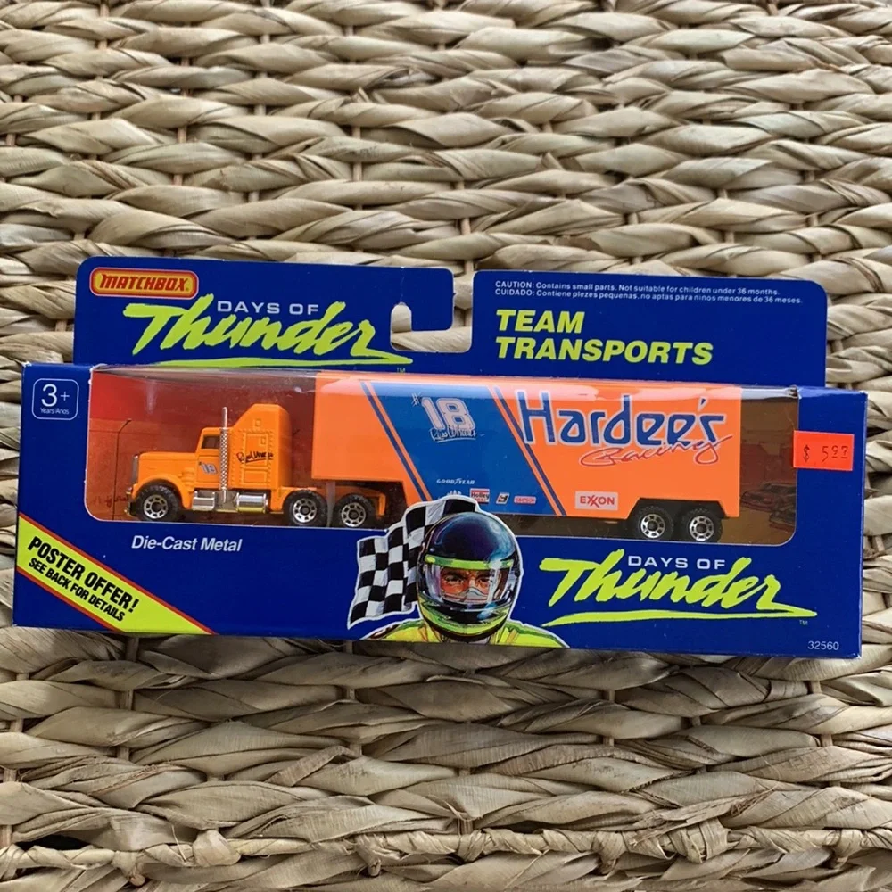 Matchbox Days of Thunder 18 Hardee's Team Transport Truck Diecast Racing 1990s